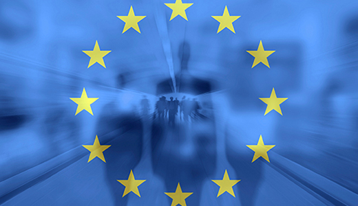 EU-stjärnorna mot en bakgrund av silhuetter på människor.