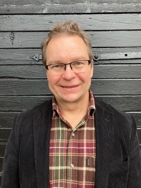 Halvprofilbild på Magnus Eklund