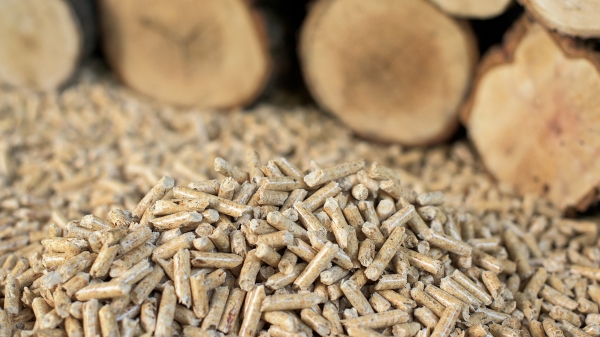 Pellets och ved