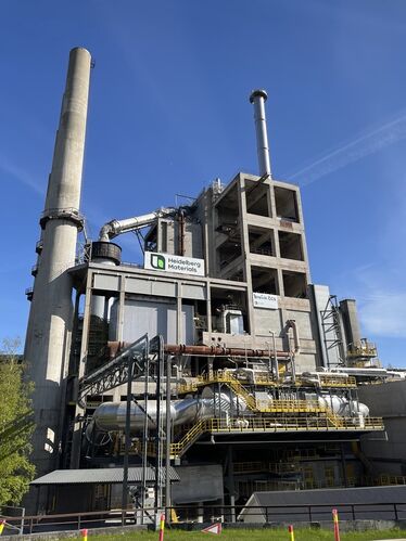 Cementfabriken utifrån