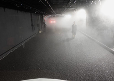 Chamber where artificial fog is used to reduce visibility. Photo: Mario Ceccarelli/accelopment Schweiz AG