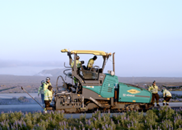 Dangerously slippery street in Finland. Photo: Janne Skinnarla/Mostphotos.com