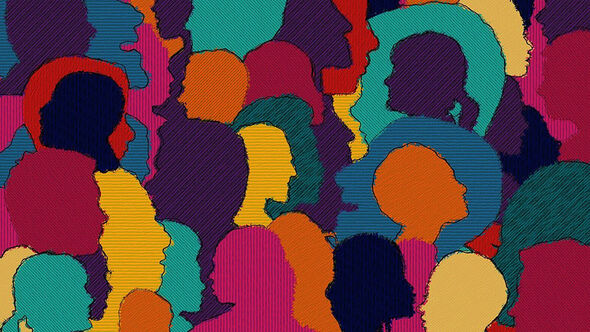 Färgglada överlappande silhuetter av människohuvuden i profil
