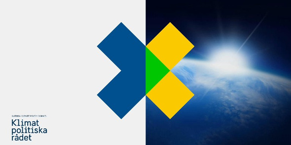 Klimatpolitiska rådets logotyp intill jordklotet i soluppgång.